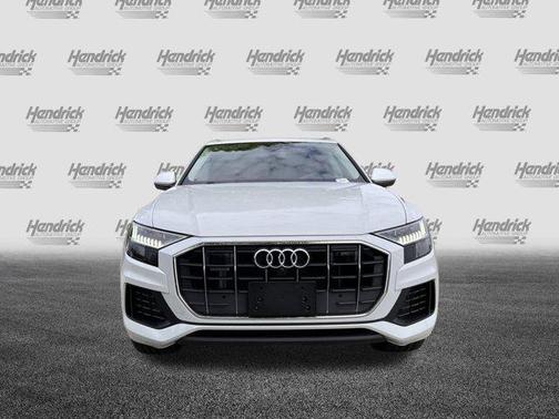 Glacier White Metallic 2023 Audi Q8 55 Premium Plus
