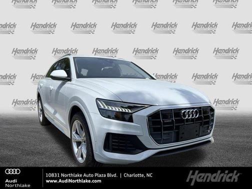 Glacier White Metallic 2023 Audi Q8 55 Premium Plus