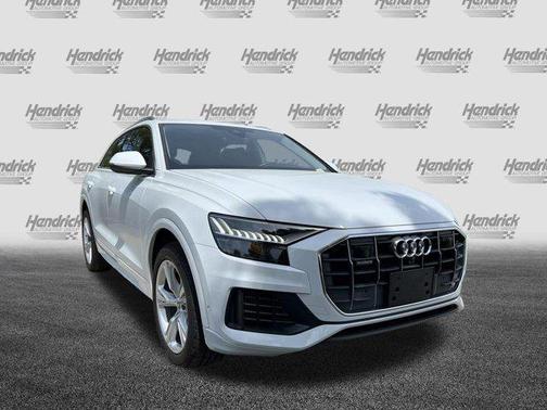Glacier White Metallic 2023 Audi Q8 55 Premium Plus