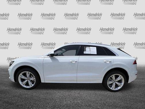 Glacier White Metallic 2023 Audi Q8 55 Premium Plus