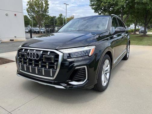 2025 Audi Q7 55 Prestige