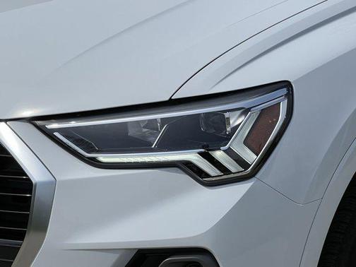 2024 Audi Q3 Premium 45 TFSI S line quattro Tiptronic