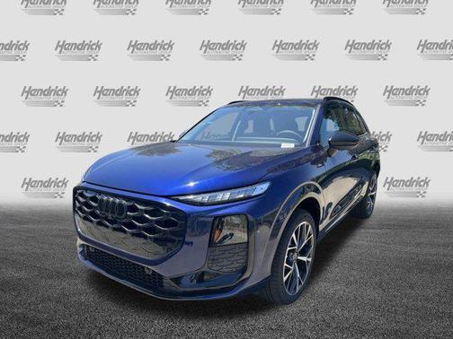 Navarra Blue Metallic 2026 Audi Q3 TFSI quattro S tronic