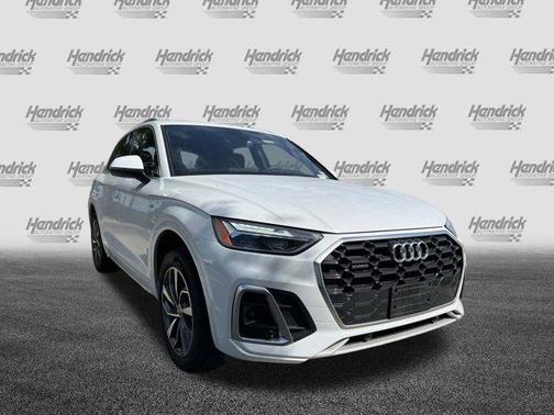 2023 Audi Q5 45 S line Premium