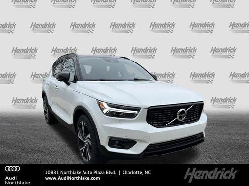 2021 Volvo XC40 T5 R-Design