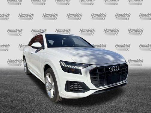2023 Audi Q8 55 Premium Plus