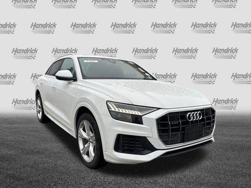 2023 Audi Q8 55 Premium Plus