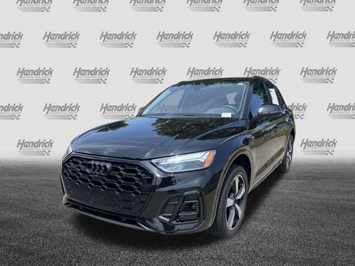 Mythos Black Metallic 2023 Audi Q5 45 S line Premium Plus