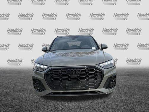 2023 Audi Q5 45 S line Prestige