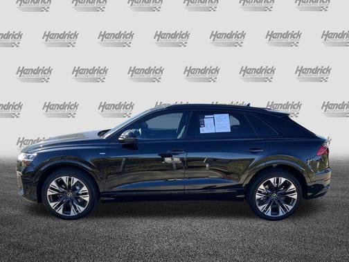 2025 Audi Q8 55 Premium Plus