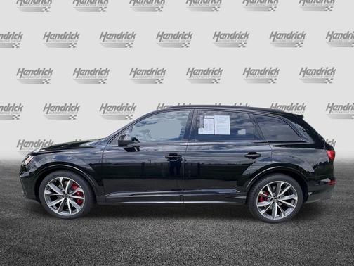 Mythos Black Metallic 2023 Audi SQ7 4.0T Prestige
