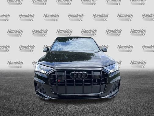 Mythos Black Metallic 2023 Audi SQ7 4.0T Prestige