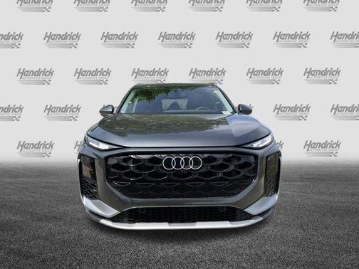 Daytona Gray Pearl Effect 2026 Audi Q3 TFSI quattro S tronic