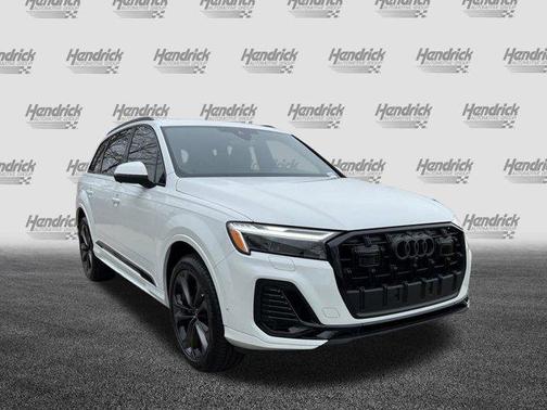 2025 Audi Q7 55 Premium Plus