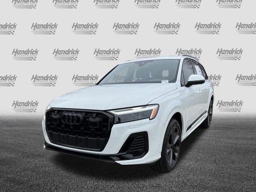 2025 Audi Q7 55 Premium Plus