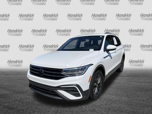 Pure White 2022 Volkswagen Tiguan 2.0T SE 4MOTION