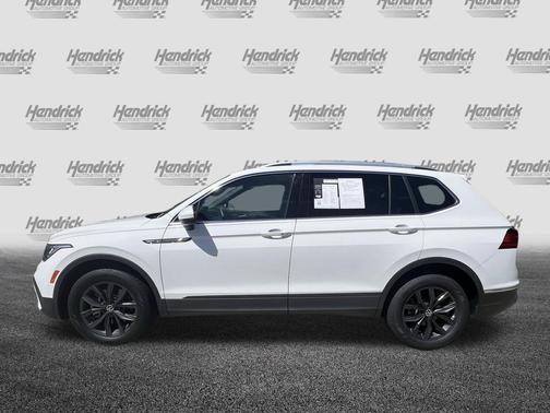 Pure White 2022 Volkswagen Tiguan 2.0T SE 4MOTION