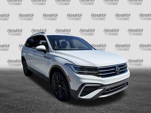 Pure White 2022 Volkswagen Tiguan 2.0T SE 4MOTION