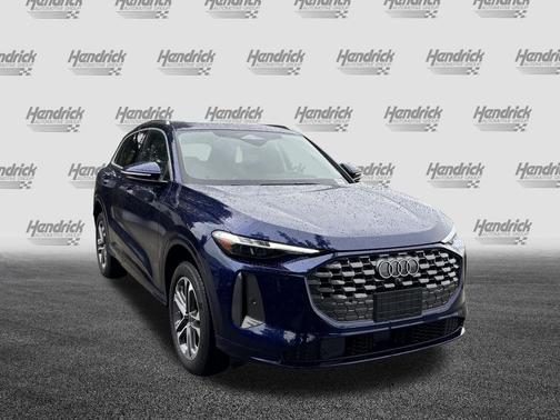 Navarra Blue Metallic 2025 Audi Q5 Premium Plus TFSI quattro S tronic