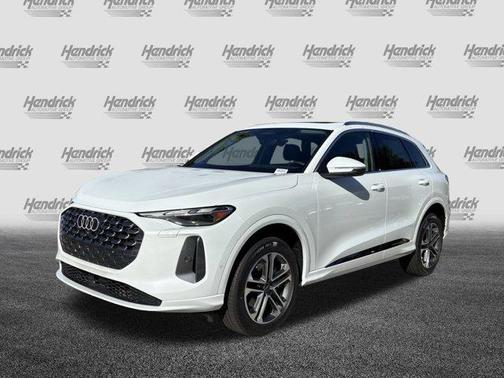 2025 Audi Q5 Premium