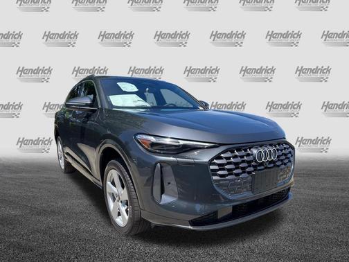 Tambora Gray Metallic 2026 Audi Q5 Premium Plus TFSI quattro S tronic