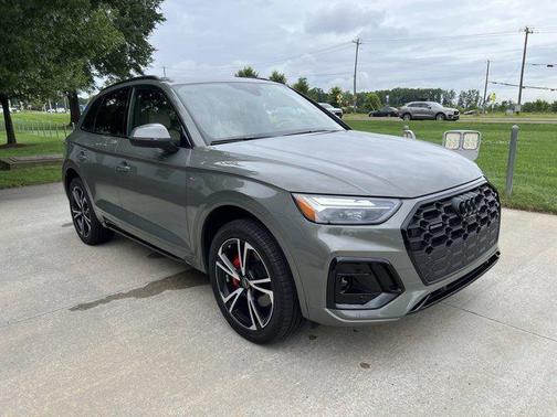 2025 Audi Q5 45 S line Premium Plus