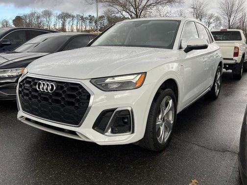 2023 Audi Q5 45 S line Premium Plus