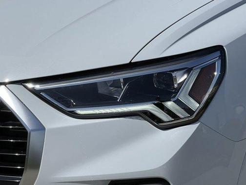 2024 Audi Q3 45 S line Premium Plus