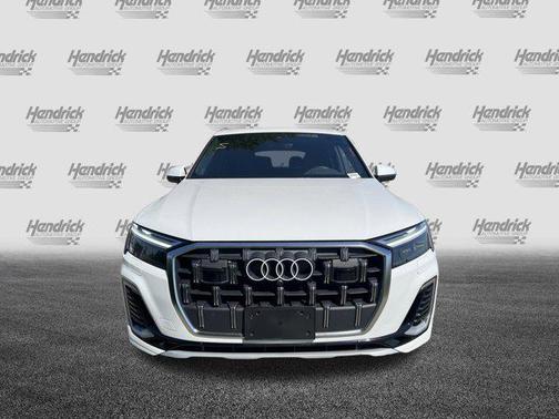 Carrara White 2025 Audi Q7 55 Premium Plus