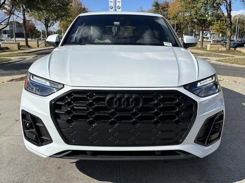 2024 Audi Q5 45 S line Premium