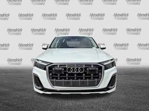 2026 Audi Q7 55 Premium Plus