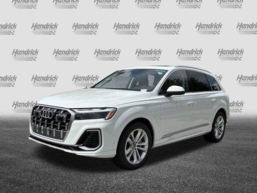 2026 Audi Q7 55 Premium Plus