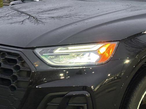 2022 Audi Q5 45 S line Premium Plus