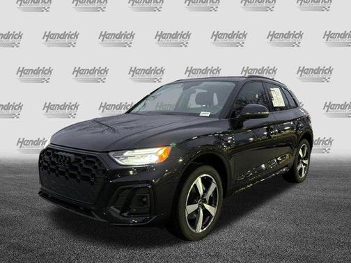 2022 Audi Q5 45 S line Premium Plus