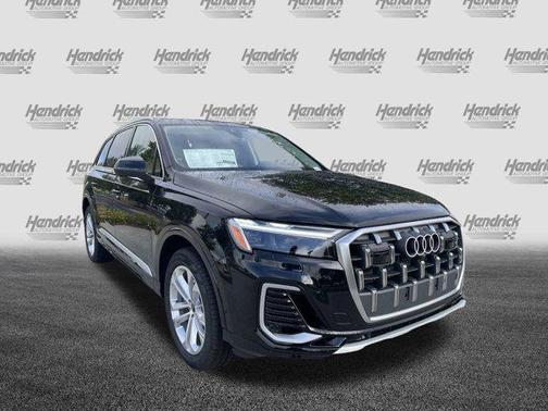 2025 Audi Q7 55 Premium Plus