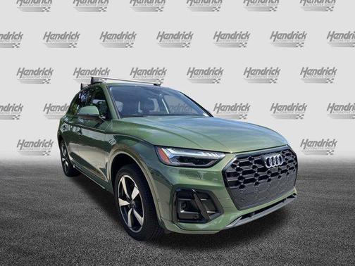 District Green Metallic 2023 Audi Q5 45 S line Prestige
