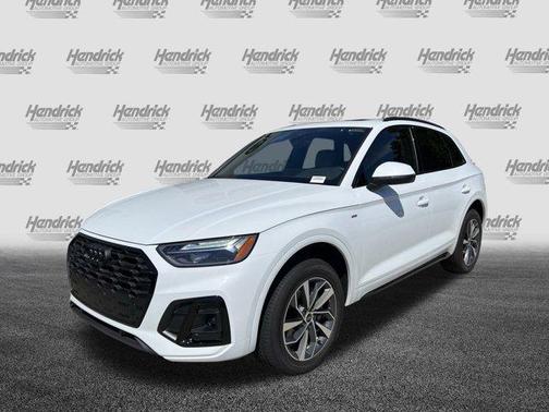 2024 Audi Q5 45 S line Premium