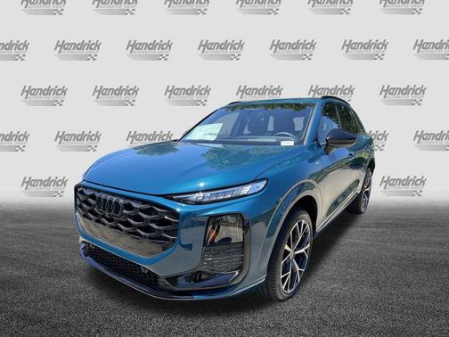 Malpelo Blue Metallic 2026 Audi Q3 TFSI quattro S tronic
