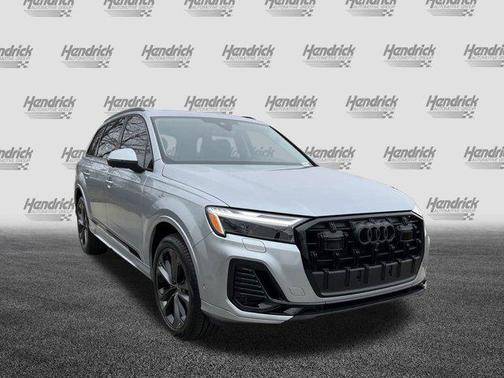 2025 Audi Q7 55 Premium Plus
