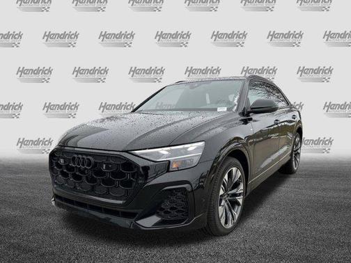 2025 Audi Q8 55 Premium Plus