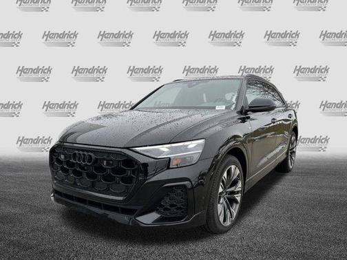 2025 Audi Q8 55 Premium Plus
