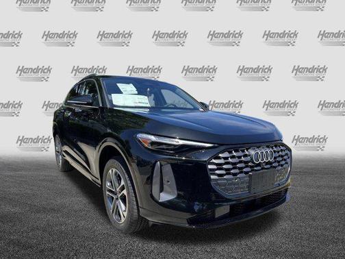 Mythos Black Metallic 2026 Audi Q5 Premium Plus TFSI quattro S tronic