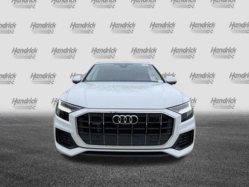 2023 Audi Q8 55 Premium Plus