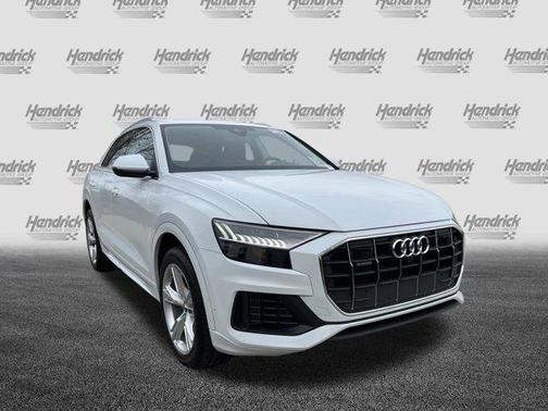 2023 Audi Q8 55 Premium Plus