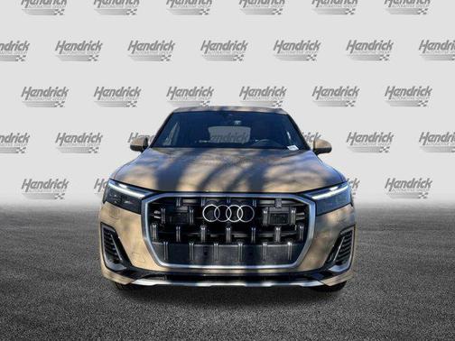 2025 Audi Q7 55 Premium Plus