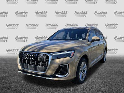2025 Audi Q7 55 Premium Plus