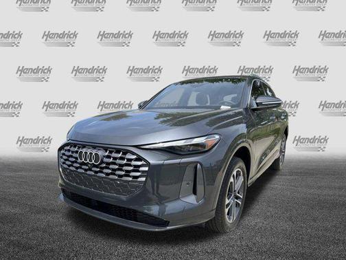 Tambora Gray Metallic 2025 Audi Q5 Premium TFSI quattro S tronic