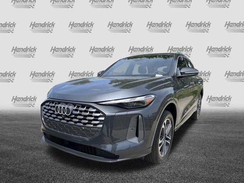 Tambora Gray Metallic 2025 Audi Q5 Premium TFSI quattro S tronic