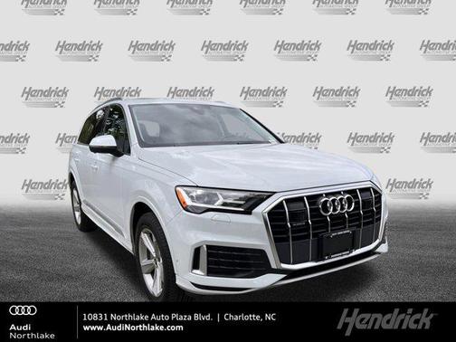 Glacier White Metallic 2023 Audi Q7 45 Premium Plus