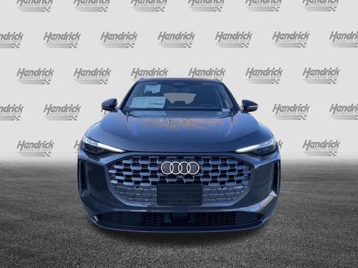 Tambora Gray Metallic 2025 Audi Q5 Premium Plus TFSI quattro S tronic
